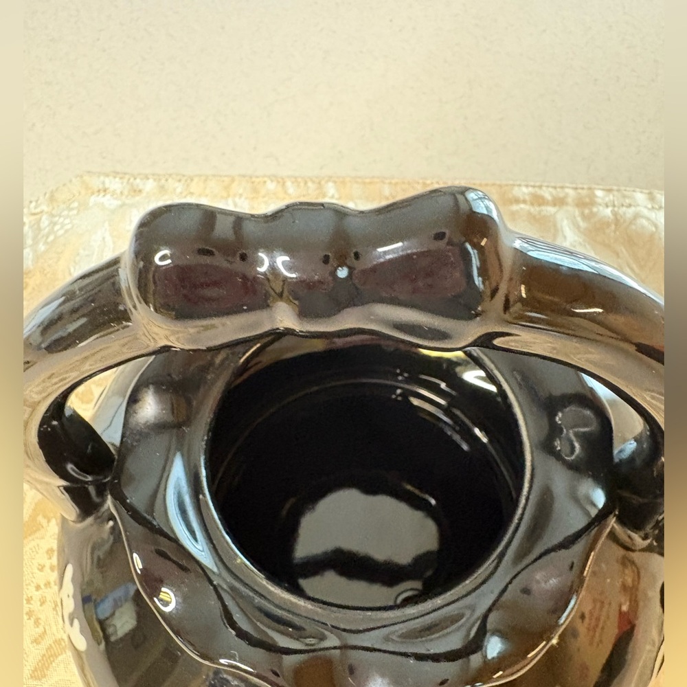 Vintage Porcelain Yin Yang Asian Style Teapot - Picture 7 of 9